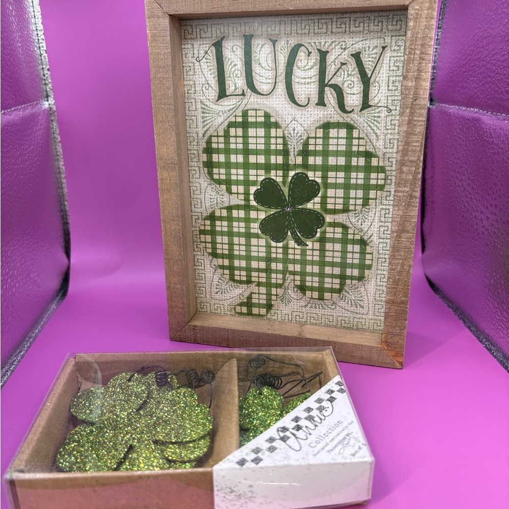 Primitives by Kathy Rustic Wooden Sign Lucky with Sparkling Ornaments Brand New
